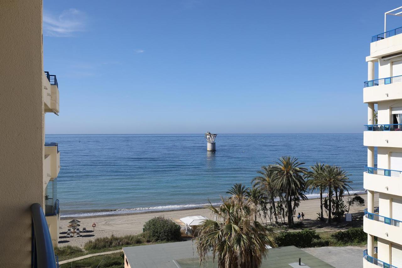 Lujo en banana beach primera línea de playa Marbella Exterior foto